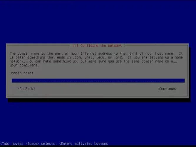 Debian 설치 중 시스템의 도메인 이름을 입력하는 화면