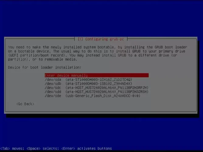 Debian 설치 과정에서 GRUB 부트 로더를 설치할 디스크를 선택하는 화면